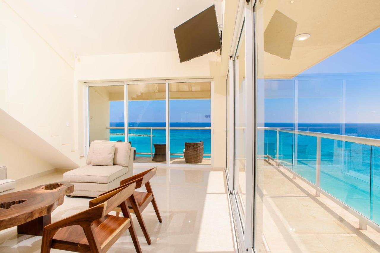 2 Story Oceanfront Penthouses On Cancun Beach! Bagian luar foto