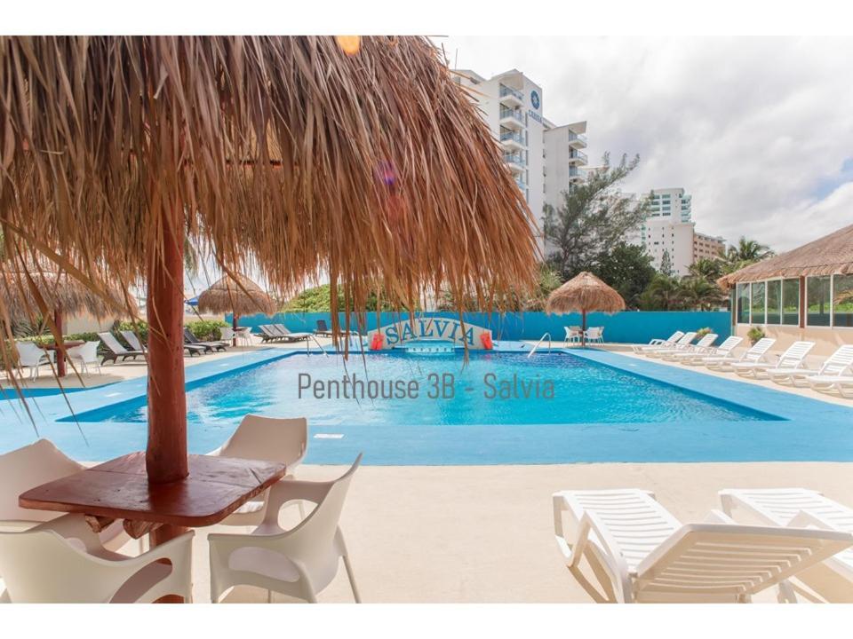 2 Story Oceanfront Penthouses On Cancun Beach! Bagian luar foto