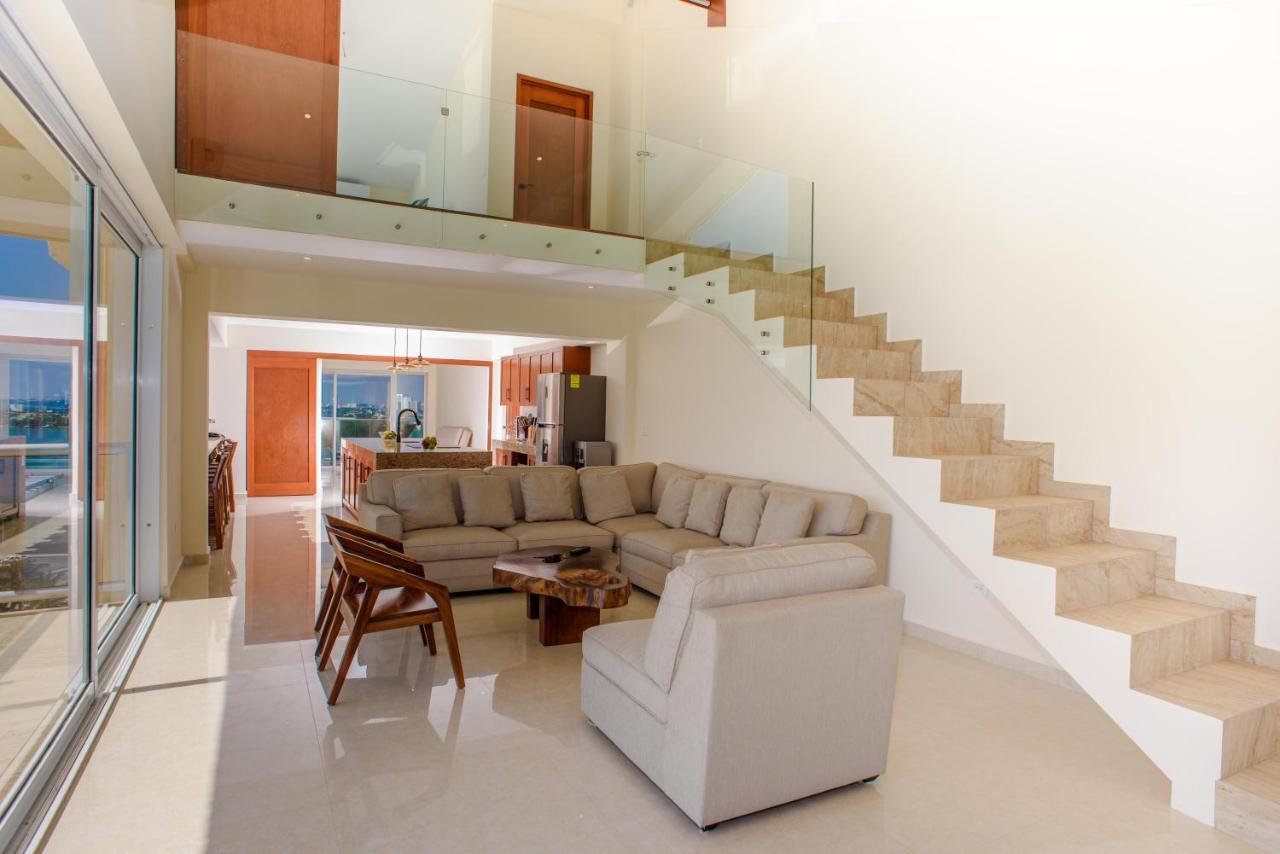 2 Story Oceanfront Penthouses On Cancun Beach! Bagian luar foto
