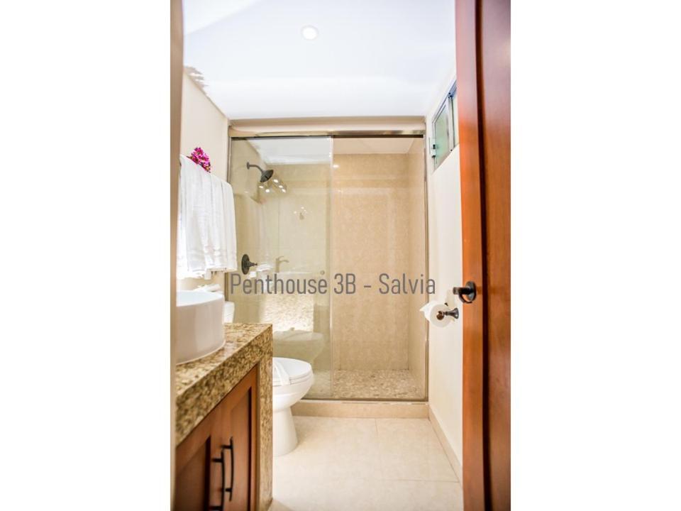 2 Story Oceanfront Penthouses On Cancun Beach! Bagian luar foto